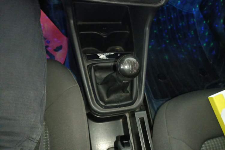 Used Volkswagen Santana 2019 1.5L Manual Fashion Edition China VI Standard Gear Lever