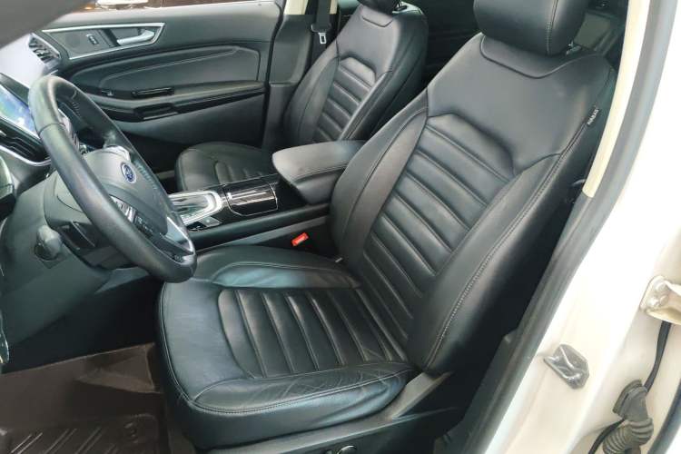 Used Ford Edge 2018 EcoBoost 245 Four-Wheel Drive Titanium 7-Seater
