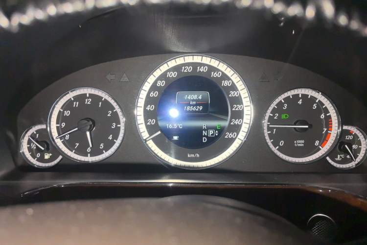 Used Mercedes-Benz E-Class 2013 E 260 L CGI Elegant Model Instrument Cluster
