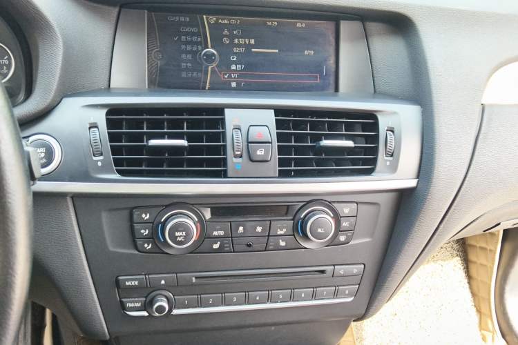 Used BMW X3 2013 xDrive35i Luxury Model Audio And AC Panel