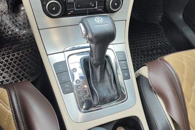 Used Volkswagen CC 2009 3.6 FSI Top-Trim Version
