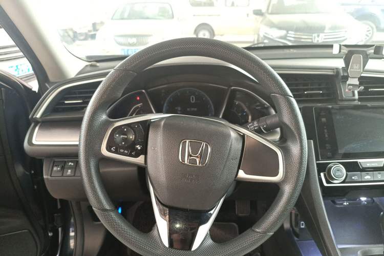 Used Honda Civic 2016 220TURBO CVT Luxury Edition