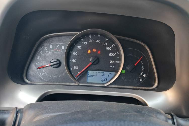 Used Toyota RAV4 2015 2.0L CVT Two-Wheel Drive Fashion Edition
