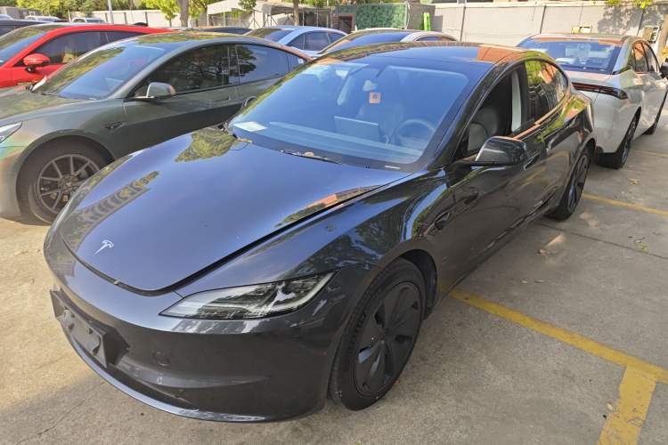 Used Tesla Model 3 2023 Rear-Wheel-Drive Version