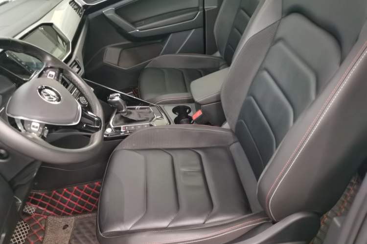 Used Volkswagen Tayron 2019 330TSI Two-Wheel Drive Luxury Model China VI Standard Left Front Seat