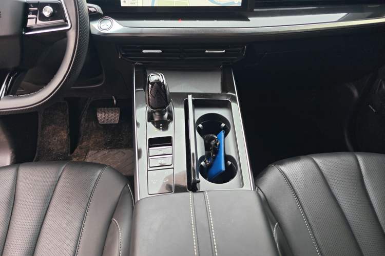 Used Roewe RX5 MAX 2022 1.5T Automatic Youwei Luxury Edition Gear Lever