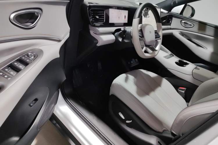 Used BYD Sealion 06 New Energy 2025 Model EV 520 Navigation Edition
