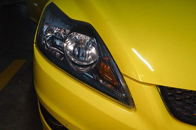 Used Ford Focus 2013 Hatchback Classic 1.8L Manual Fashion Edition Right Front Headlight