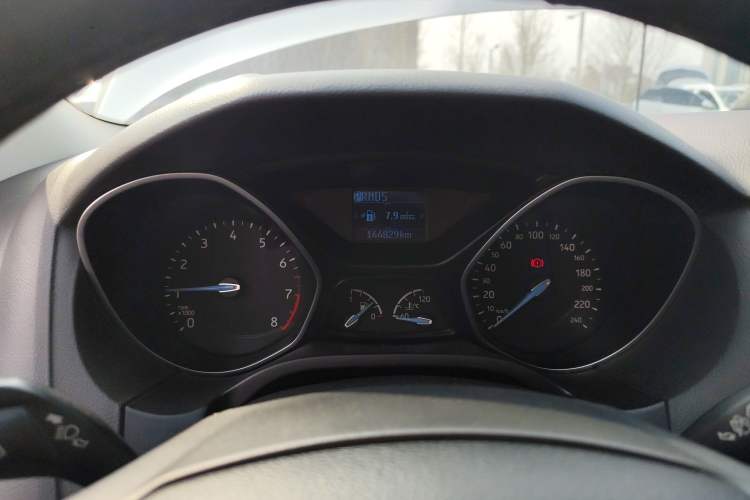 Used Ford Focus 2015 Hatchback 1.6L Automatic Fashion Edition