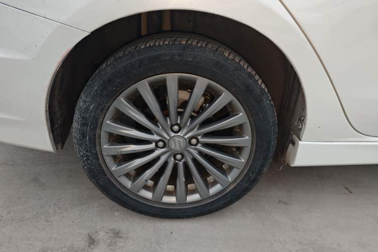 Used Suzuki Alivio 2015 1.6L Automatic Enjoyment Model