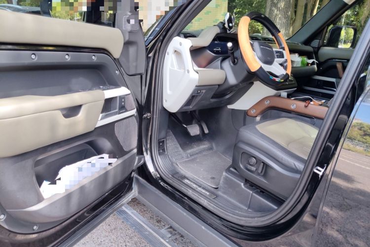 Used Land Rover Defender 2022 110 P400 X-DYNAMIC HSE Driver Seat