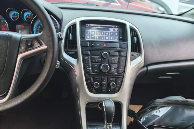 Used Buick GT 2014 XT 1.6L Automatic Fashion Edition