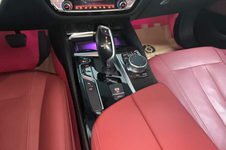 Used BMW 5 Series 2020 530Li Luxury Edition M Sport Package
