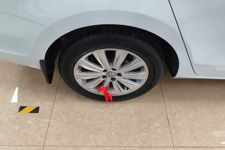 Used Volkswagen Bora 2019 Bora·Legend 1.5L Manual Fashion Edition China V Standard Right Rear Wheel Hub