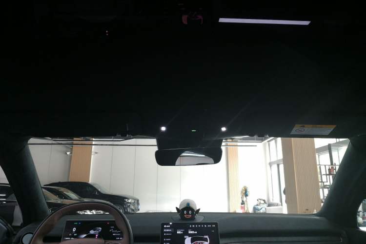 Used Nio EC6 2023 75 kWh