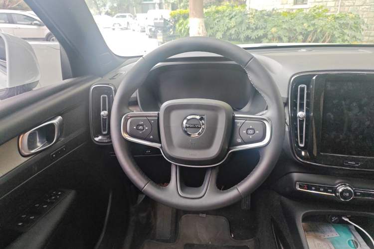 Used Volvo XC40 2023 B3 Zhiyuan Luxury Edition Steering Wheel