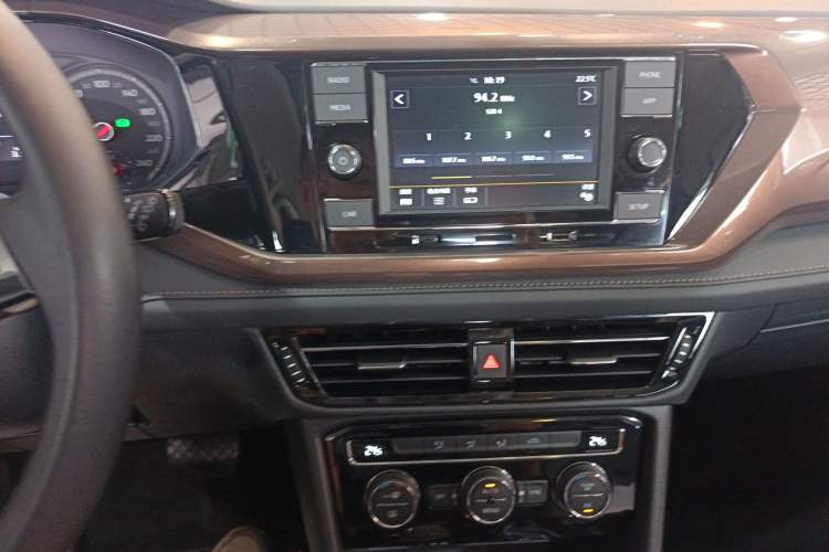 Used Volkswagen Tharu 2019 280TSI Two-Wheel Drive Comfort Edition China V Standard Audio And AC Panel