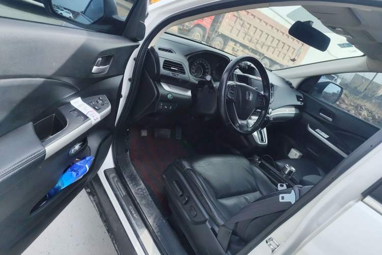 Used Honda CR-V 2012 2.4L four-wheel drive luxury version Driver Seat