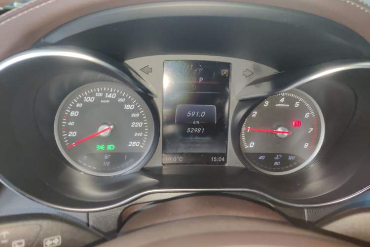Used Mercedes-Benz GLC 2019 GLC 260 L 4MATIC Dynamic Model Instrument Cluster