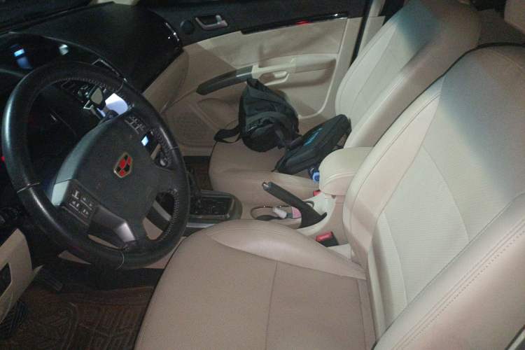 Used Geely Auto Classic Emgrand 2013 Sedan 1.8L CVT Elite Model
