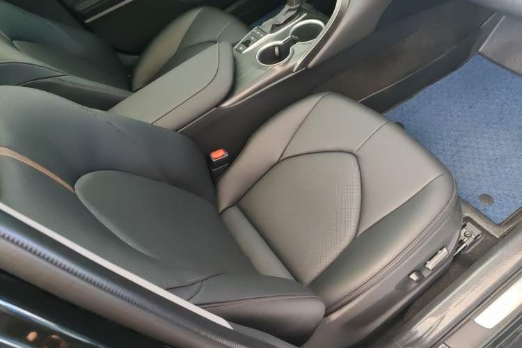 Used Toyota Camry 2023 2.5G Luxury Edition Right Front Seat