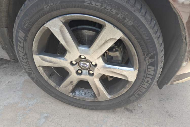 Used Volvo XC60 2015 T5 AWD Smart Drive Edition
