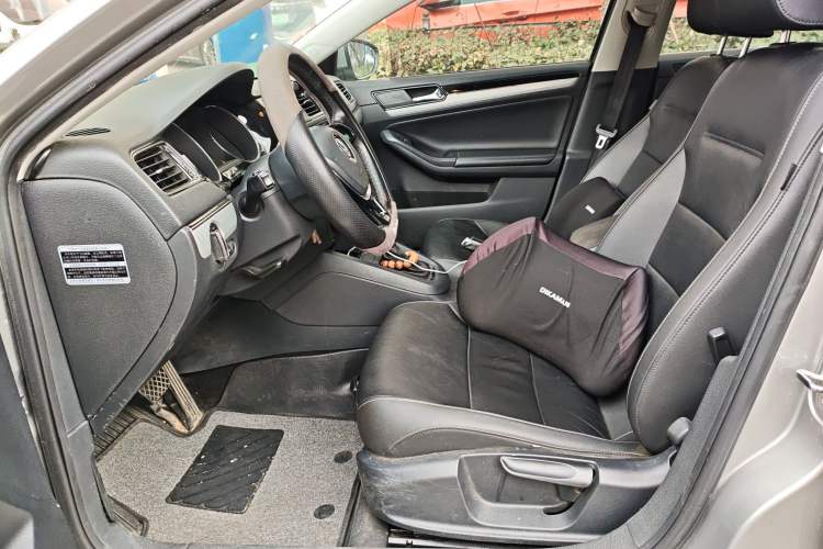 Used Volkswagen Sagitar 2015 1.6L Automatic Comfort Model