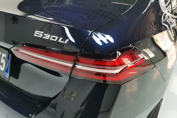 Used BMW 5 Series 2024 530Li Luxury Edition M Sport Package