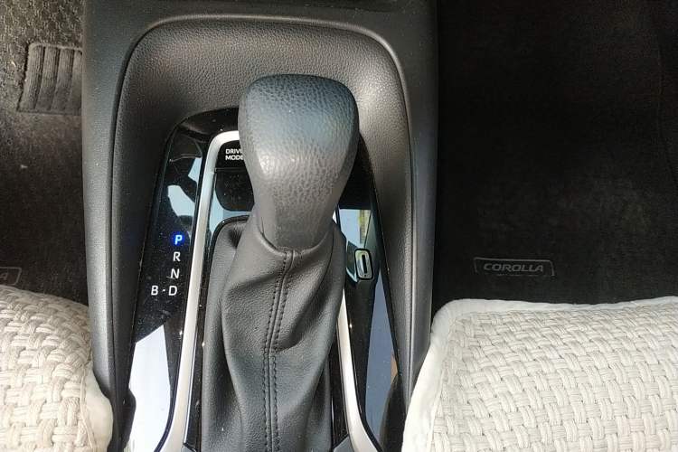 Used Toyota Corolla 2021 Dual-Engine 1.8L E-CVT Pioneer Edition Gear Lever