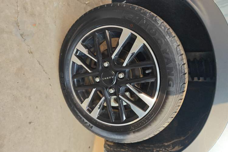 Used Chery Little Ant 2022 Revised Version Sweet Pink Edition Half-Sugar Version Lithium Iron Phosphate 30.7 kWh 30 kW 301 km
