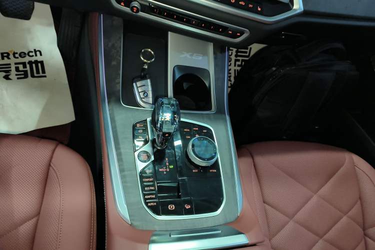 Used BMW X5 2022 Restyled xDrive 30Li Luxury Version M Sport Package
