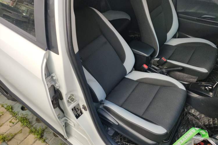 Used Toyota YARiS L Zhi Xuan 2021 X-Trail 1.5L CVT Leading Edition
