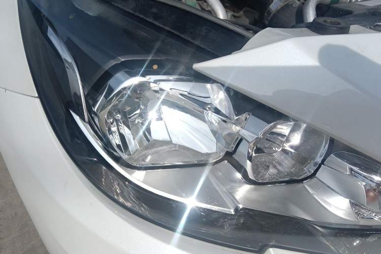 Used Peugeot 408 2016 1.6T Automatic Luxury Edition Right Front Headlight