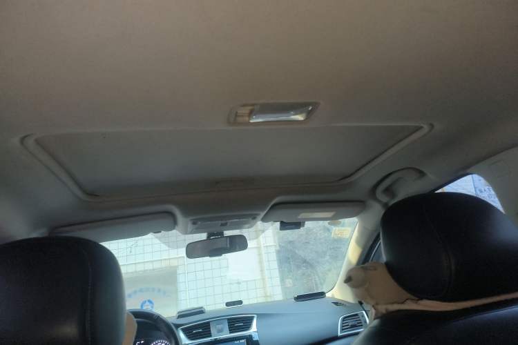 Used Nissan Sylphy 2018 1.6XV CVT Deluxe Edition Headliner