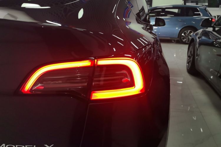 Used Tesla Model Y 2024 Rear-Wheel-Drive Version