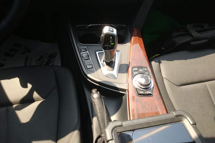 Used BMW 3 Series 2016 320Li Fashion Model
