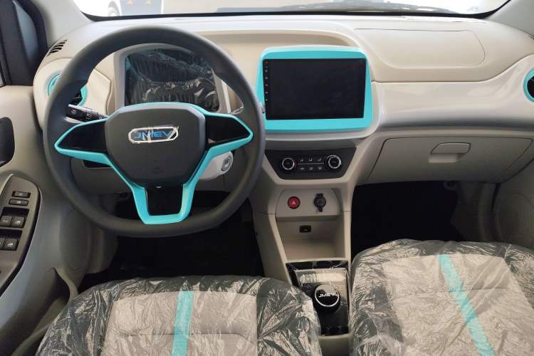 Used JMEV Xiao Qilin 2024 201km Comfort Version Center Console