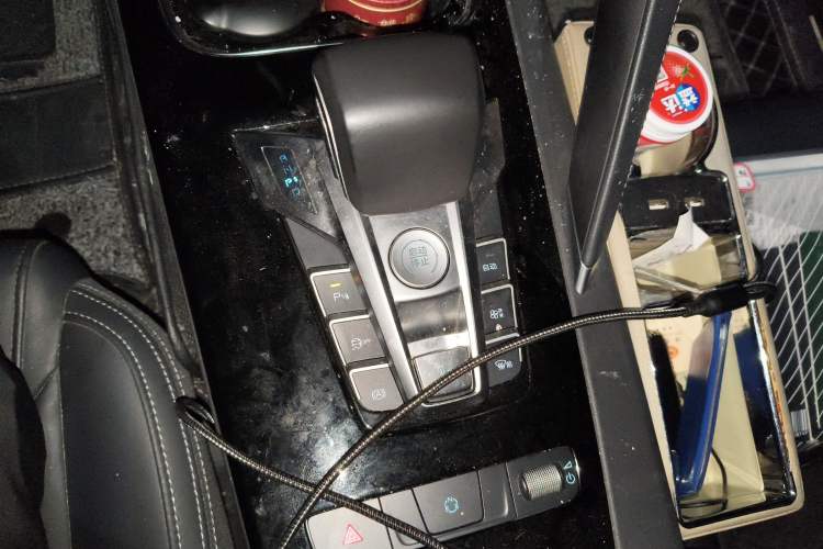 Used BYD Song Pro 2019 1.5T Automatic Elite Edition Gear Lever