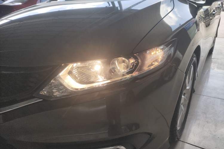 Used Honda Jade 2014 1.8L Automatic Comfort Elite Version 5 Seats
