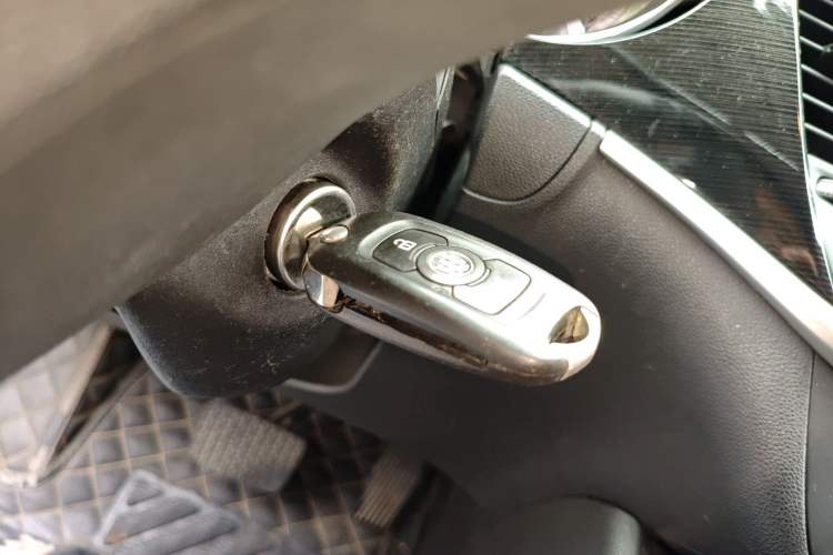 Used Buick Verano 2015 Sedan 20T Dual-Clutch Leading Model
