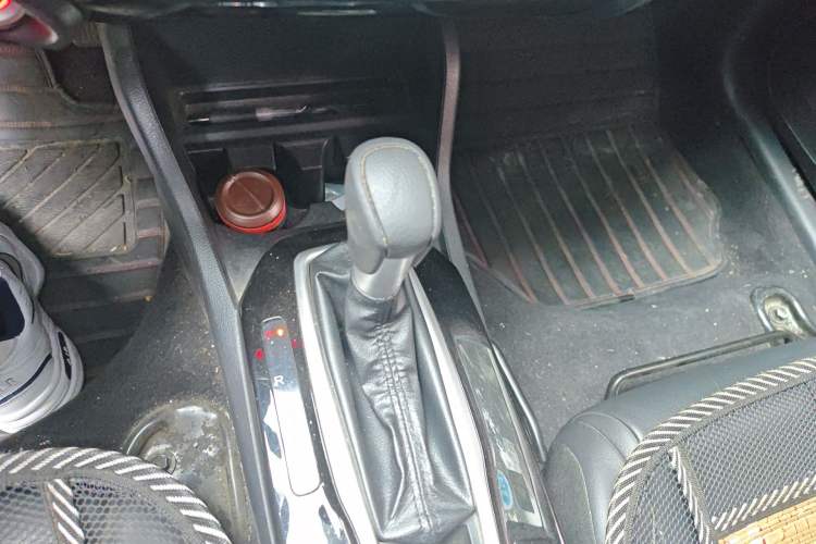 Used Honda Crider 2019 180 Turbo CVT Luxury Edition China VI Emission Standard Gear Lever