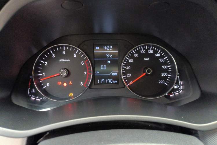 Used FAW Senya R7 2017 1.6L Manual Luxury Model