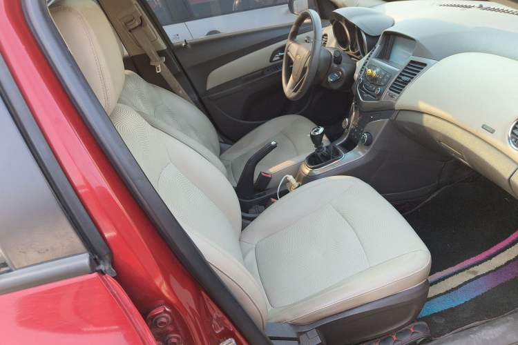 Used Chevrolet Cruze 2015 1.5L Classic SE MT