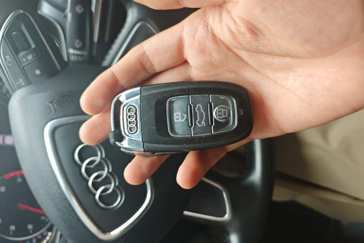 Used Audi A6L 2014 30 FSI Comfort Model
