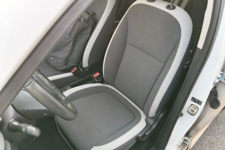 Used ORA Black Cat 2021 301km Cute Pet Edition