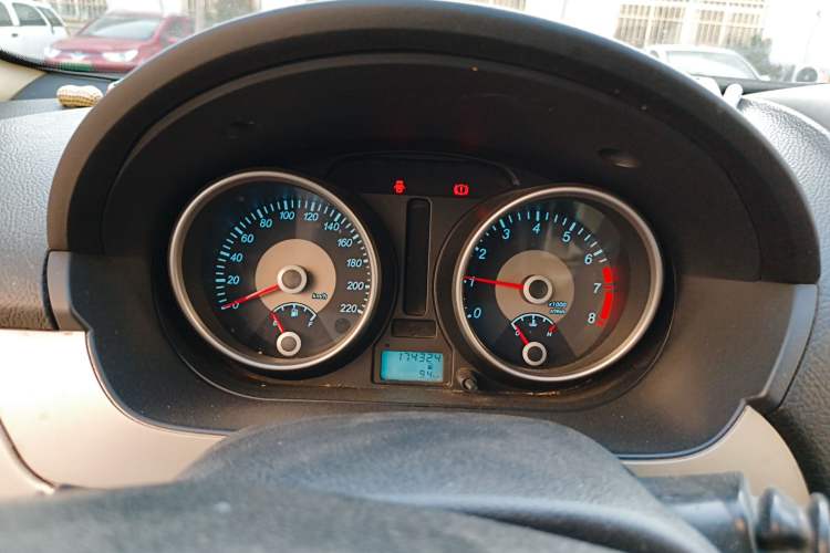 Used Buick Excelle 2013 1.5L Manual Classic Model Instrument Cluster