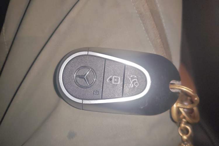 Used Mercedes-Benz C-Class 2022 C 260 L Obsidian Night Sport Edition Vehicle Key