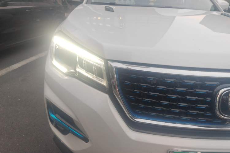 Used CHANGAN CS75 New Energy 2018 1.5T PHEV Navigation Model Right Front Headlight