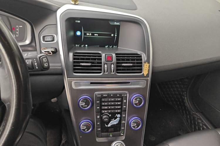 Used Volvo XC60 2016 T5 Smart Version
