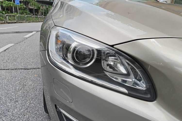 Used Volvo S60 2015 S60L 2.0T Zhiyuan Edition